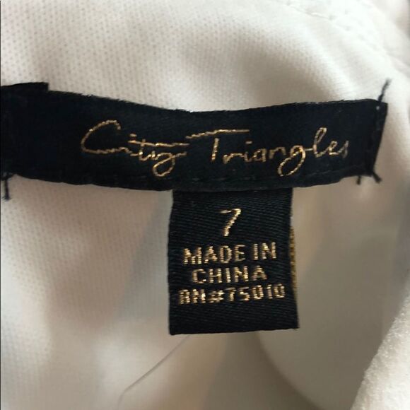 City Triangles Formal dress size 7 - Picture 8 of 8